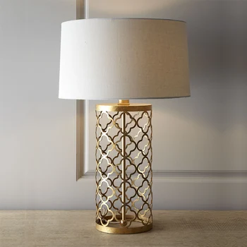 Americký kovaného železa stolná lampa tvorivé jednoduché, spálňa, obývacia izba, pracovňa, miestny tyran duté zlato stolná lampa dekoratívne