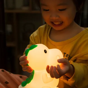 LED Zvierat Cartoon Dinosaura Nočné Svetlo USB Nabíjateľné Stmievanie Dotyk Silikónové stolná Lampa Spálňa Posteli Dekor Dar Svetla