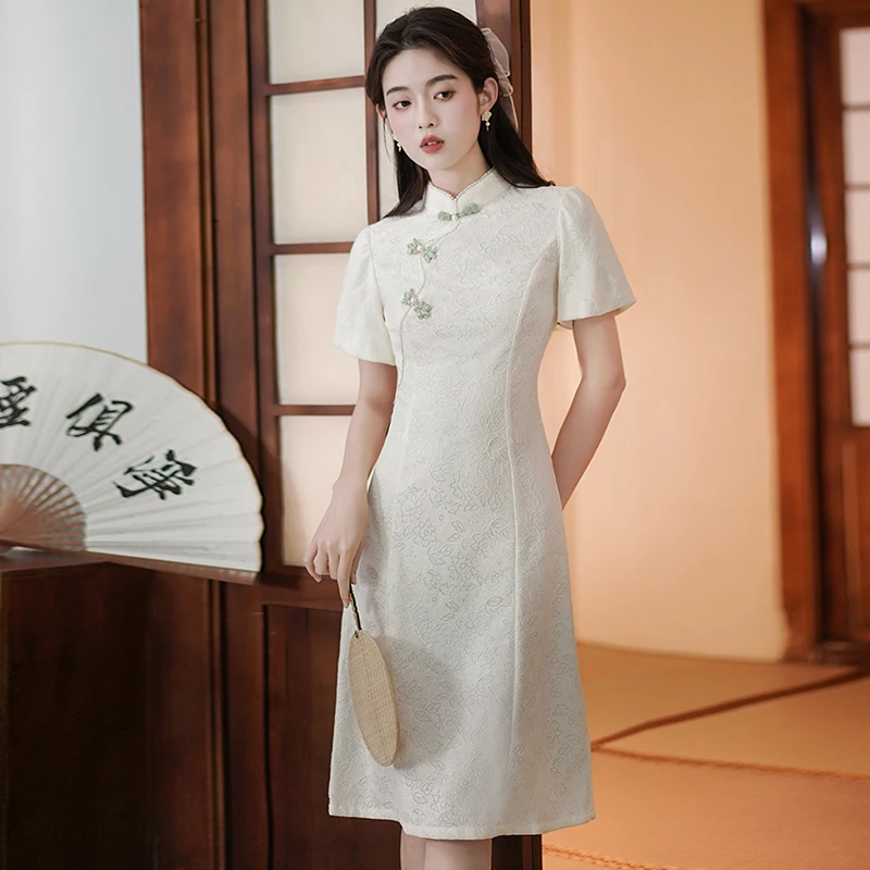 Očarujúce Čínsky Štýl, Večerné Šaty s Qipao Dizajn a Elegantné Kúzlo pre Svadby a Večierky